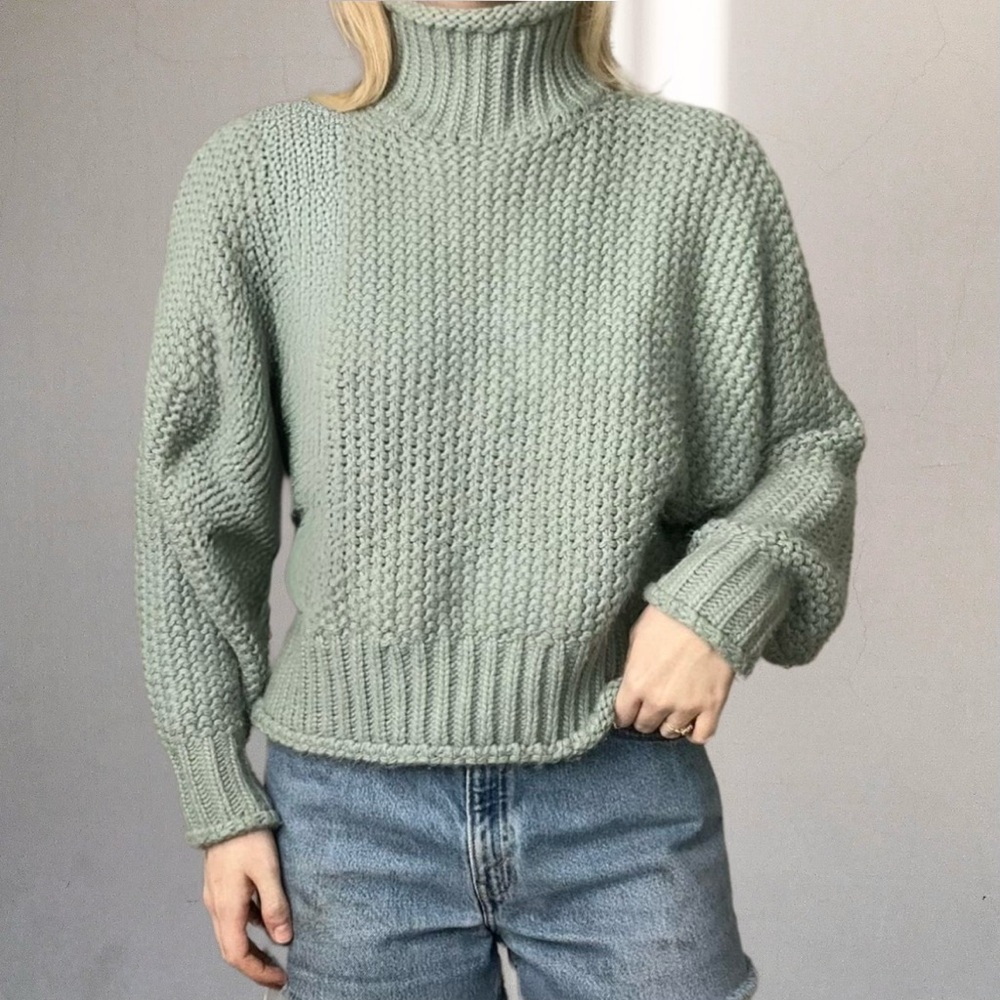 H&M knitted sweater size XS